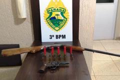 Polícia Militar apreende quatro armas de fogo e prende dois homens em Pato Branco, no sudoeste