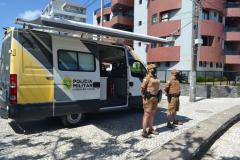PM orienta sobre cuidados com a casa de praia e atitudes de prevenção na areia durante o Carnaval