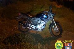 Durante final de semana, policiais militares recuperam veículos furtados e prendem homem por contrabando, no noroeste
