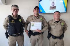 Café dos aniversáriantes e Policial destaque do mês