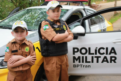 Irmãos Caio e Vinicius