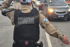 Equipe do BPTRAN prende homem por tentativa de Feminicídio, violência doméstica, embriaguez ao volante, direção perigosa, desobediência e descumprimento de medida protetiva.