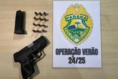 Durante a abordagem a um estabelecimento comercial uma pistola G2C