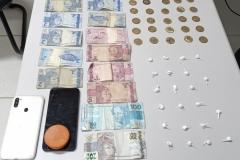 Polícia Militar do Paraná prende homem por tráfico de drogas em Paranaguá