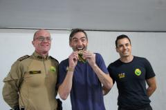 PMPR realiza torneio de vôlei com presença de atleta campeão pela seleção brasileira