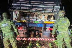 Polícia Militar do Paraná apreende quinze mil pacotes de cigarros contrabandeados em Guaíra