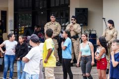 Quartéis da PMPR recebem comunidade em tarde de integração e proximidade