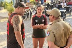 Uso consciente do som e da boa convivência: PMPR reforça orientações no Litoral durante o verão