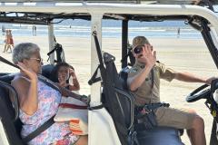 Voltinha UTV PMPR aproxima Polícia Militar da comunidade em ação educativa em Guaratuba