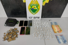 PMPR prende duas mulheres por tráfico de drogas e apreende crack e cocaína no Tatuquara