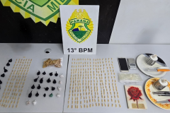 PMPR prende três pessoas por tráfico de drogas no Sítio Cercado, em Curitiba