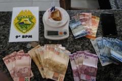 PM apreende crack, pé de maconha e dinheiro em abordagens no Litoral do estado