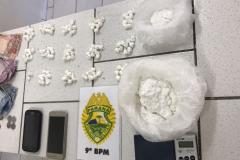 Atuação preventiva da PM contra o tráfico de drogas resulta em dois presos e drogas apreendidas em Guaratuba
