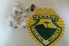 Irmãos são flagrados pela PM comercializando drogas no Centro-Norte do estado

