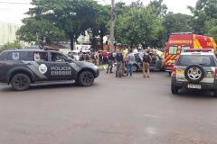 Arma é apreendida, veículo recuperado e suspeito conduzido à delegacia pela PM em Londrina

