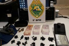 PM aborda trio no Litoral do estado e apreende 125 pedras de crack