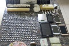 Polícia Militar e Polícia Civil cumprem Mandado Judicial, encaminham dois e apreendem drogas e dinheiro em Cidade Gaúcha (PR)

