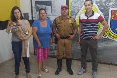 Recém-nascido é salvo por policiais militares durante rápida ação em Curitiba
