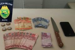 BOPE captura homens com Mandado de Prisão em aberto, apreende 5,1 quilos de maconha e recupera dinheiro