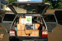 BPFRon apreende 500 pacotes de essência de narguilé e 40 caixas de cigarros contrabandeados no Oeste do estado

