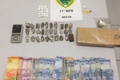 Jovem é abordado na RMC e Polícia Militar apreende maconha, crack, cocaína, ecstasy e dinheiro