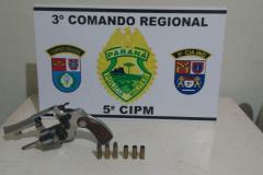 Em Indianópolis (PR), militares estaduais apreendem revólver e encaminham homem