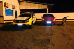 Abordagens na PR 323 resultam em mercadorias apreendidas e veículo recuperado