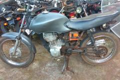 Dois adolescentes são apreendidos e uma motocicleta recuperada pela Polícia Militar na cidade de Cianorte, no Noroeste do Paraná