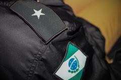Em Cambé, três rapazes são presos e dois adolescentes apreendidos por suspeita de roubo de veículos