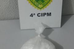 Homem com quase meio quilo de crack é localizado pela PM em Londrina (PR), no Norte do estado
