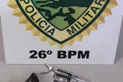 Após denúncia anônima, homem é preso pela Polícia Militar com uma arma de fogo em Telêmaco Borba (PR)