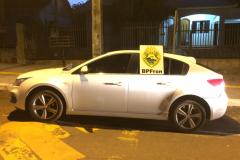 Em Guaíra (PR), BPFron recupera carro furtado horas antes em Cascavel (PR)