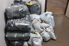 Galpão carregado com drogas e agrotóxicos é desmantelado pela PM de Foz do Iguaçu (PR) 