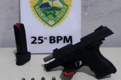 Motociclista tenta fugir de abordagem, mas é contido em ação da PM de Umuarama (PR)