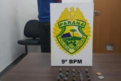 Homem é flagrado em terreno baldio e 15 pedras de crack são apreendidas em Matinhos 
