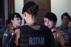 Policiais mulheres assumem patrulhamento e atendimento de ocorrências da área central de Curitiba no Dia da Mulher