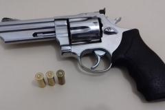 Por porte irregular de arma, homem é encaminhado em Toledo (PR)