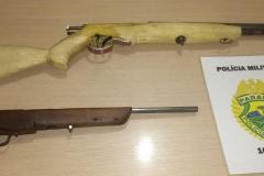 Cinco armas são apreendidas e três homens são presos pela PM no Centro-Sul do estado
