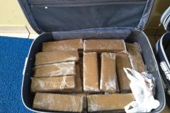 Em Cascavel, 21 quilos de maconha são apreendidos pela PM em um único dia
