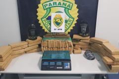 Bloqueio de trânsito resulta na apreensão de quase 50 quilos de maconha no Boa Vista, em Curitiba