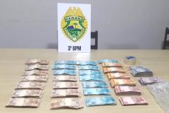 Em situações distintas, cinco pessoas são encaminhadas e mais de R$ 50 mil em dinheiro são apreendidos, no Sudoeste do Paraná 