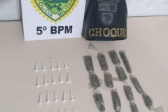 Ponto de tráfico é desmantelado e jovem que negociava drogas com várias pessoas acaba preso em Londrina (PR) 