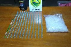 Mais de 200 eppendorfs de cocaína são apreendidos em Cambé; suspeito é encaminhado