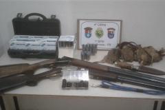 Dois homens são presos por porte ilegal de arma de fogo e por crime ambiental em Carambeí (PR)