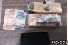 Quatro homens são presos pela PM e drogas são apreendidas em Maringá (PR)