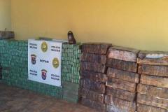 PM apreende caminhonete com 1,5 tonelada de maconha em São João do Ivaí (PR)