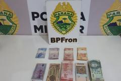 Em situações distintas, BPFron desmantela ponto de tráfico de drogas e apreende mais de R$ 16 mil em Guaíra (PR)