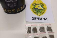 Fuga de adolescente é frustrada e, após abordagem, é apreendido pela PM com drogas em Lapa (PR) 