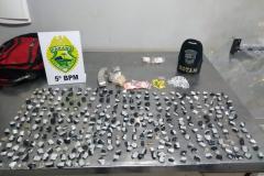 PM de Cambé prende homem e apreende mais de 370 porções de maconha 