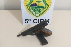 Maconha, arma e munições são apreendidos pela PM em Cianorte (PR) 